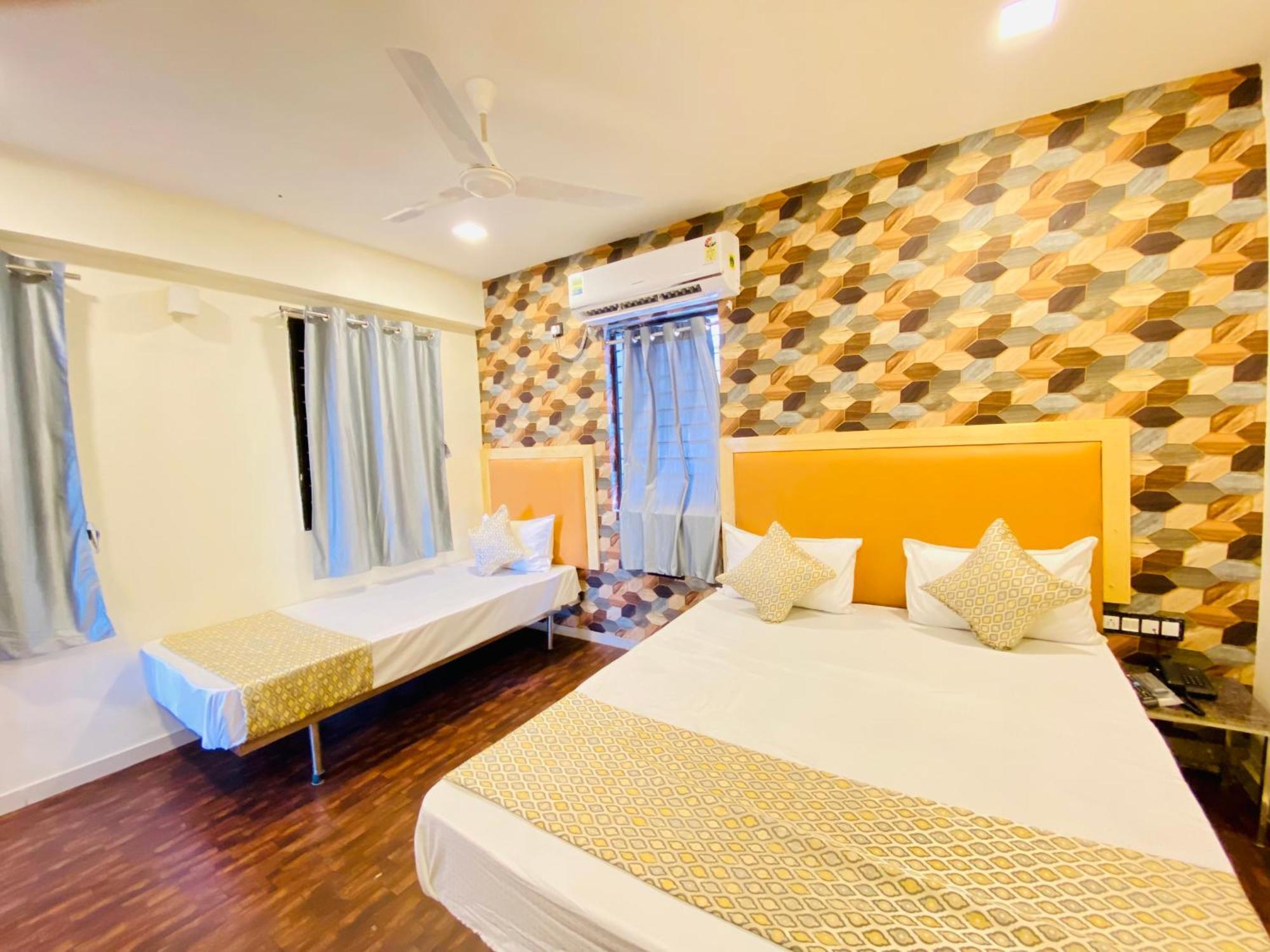 Hotel Alexa By Abc Ahmedabad Exterior foto