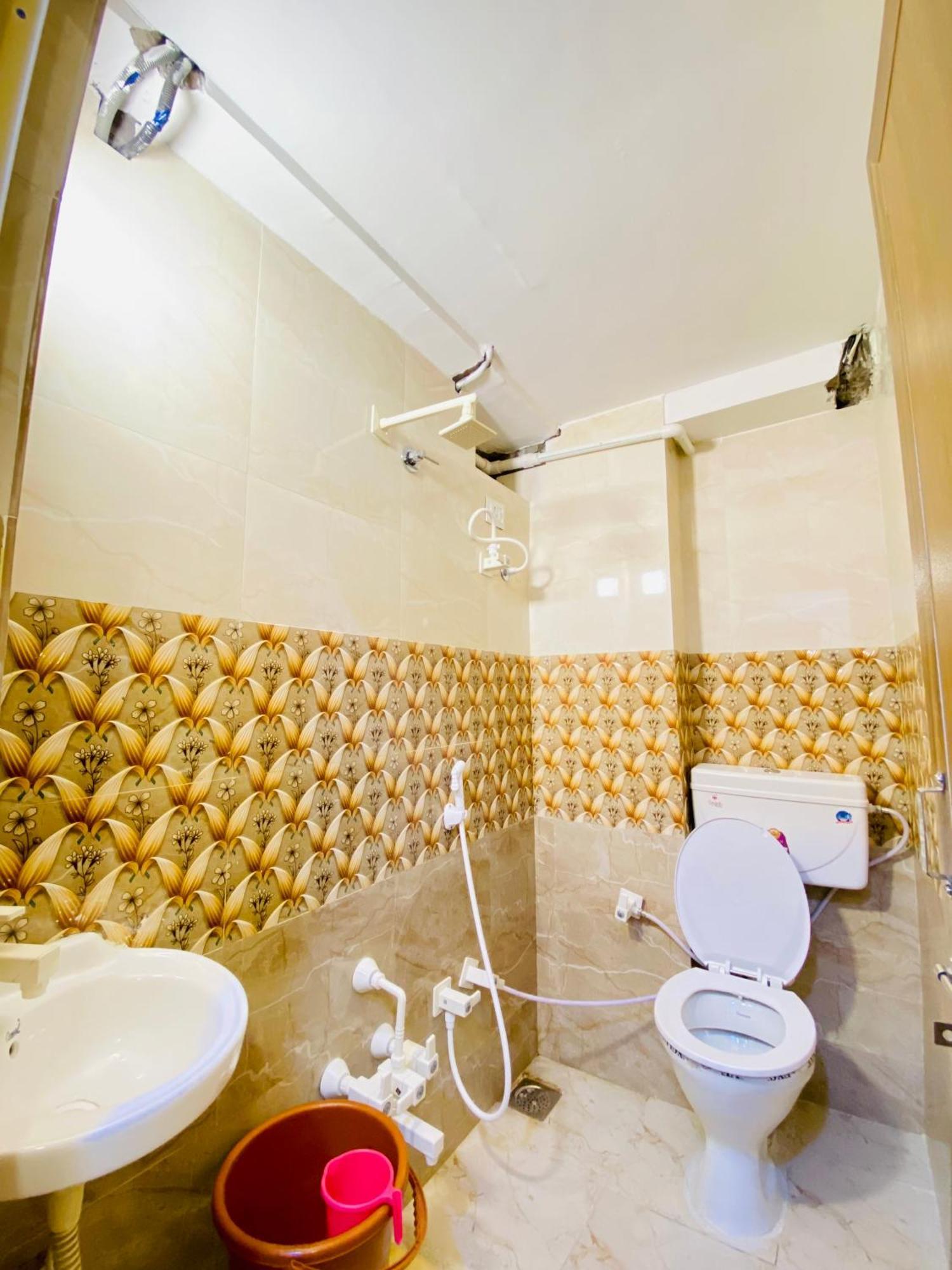 Hotel Alexa By Abc Ahmedabad Exterior foto